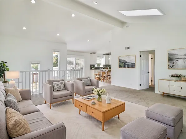 231 Timber Rd, Thousand Oaks, CA 91320