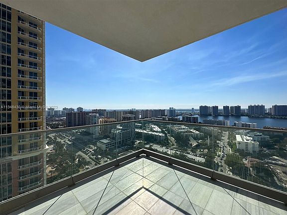 3rd image of 17901 Collins Ave #2204