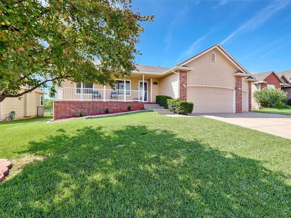 2829 N Rough Creek Rd, Derby, KS 67037