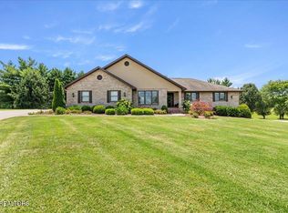 3701 Whitworth Dr, Knoxville, TN 37938