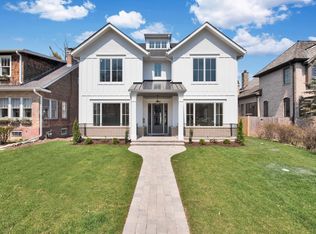 1516 Isabella St, Wilmette, IL