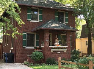 9767 S Vanderpoel Ave, Chicago, IL
