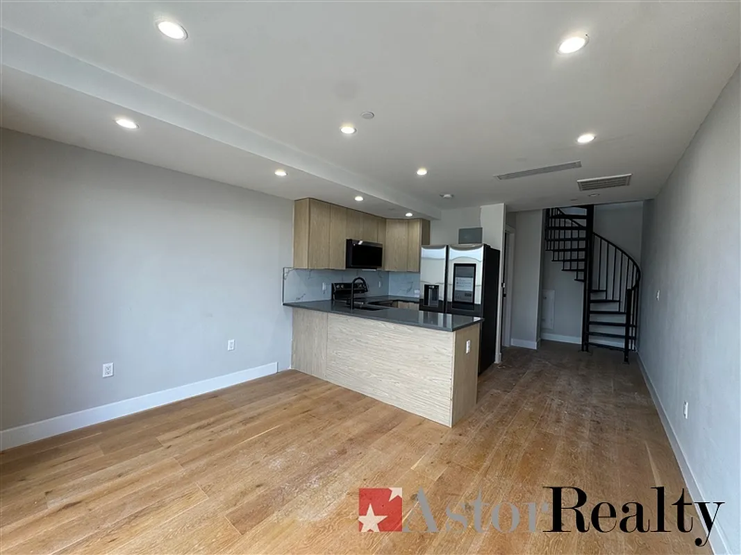 30-85 31st Street 6E