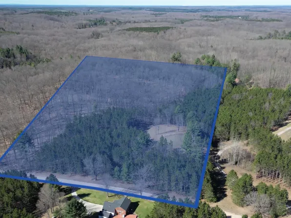 3041 Dockery Rd NW #2, Williamsburg, MI 49690