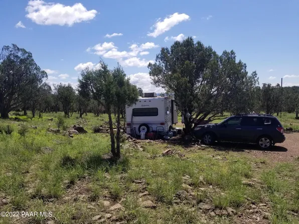 1550 W Joseph Dr, Ash Fork, AZ 86320
