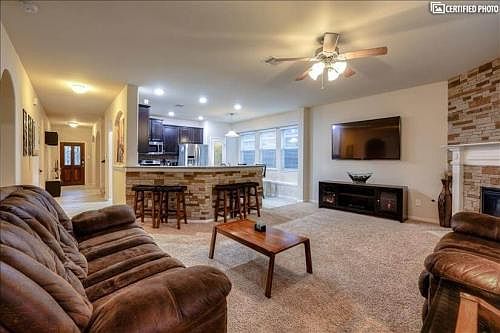 1st image of 2710 Palm Harbour Dr