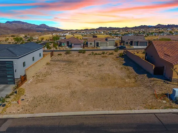 2605 Port Isabel Way, Bullhead City, AZ 86429