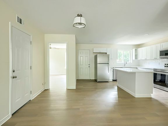 5th image of 11624 Tuscany Way
