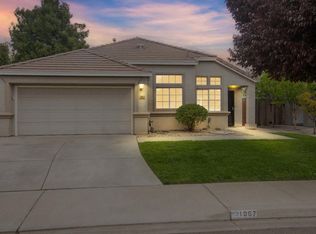 1067 Kirksey Dr, Turlock, CA 95382