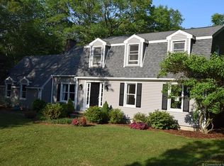 12 Fox Hollow Rd, Old Saybrook, CT 06475