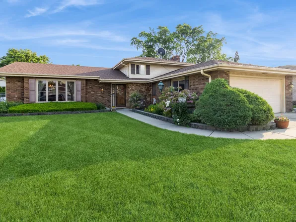 1243 W Byron Ave, Addison, IL 60101