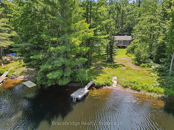3rd image of 1106 River Haven Rd
