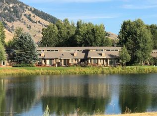 1655 W Big Trail Dr APT 403, Jackson, WY 83001
