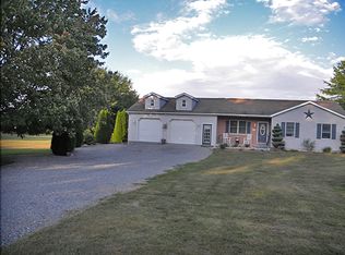 7 Hilltop Ln, Newville, PA 17241