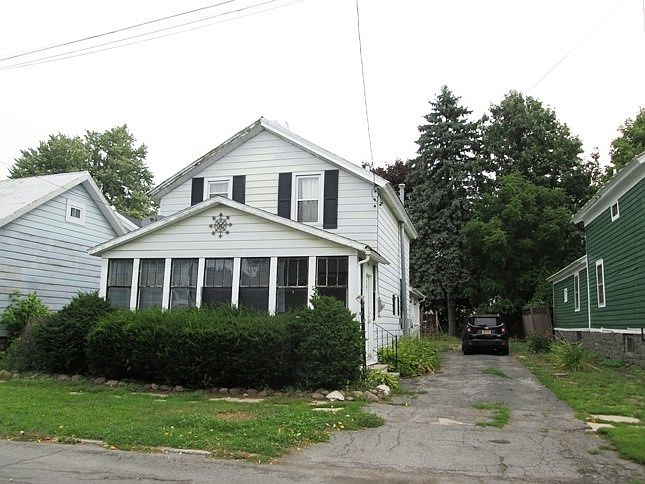 1st image of 504 Ford Ave