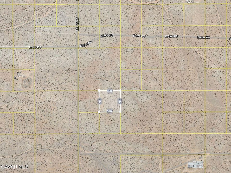 1st image of Nearby 250th St