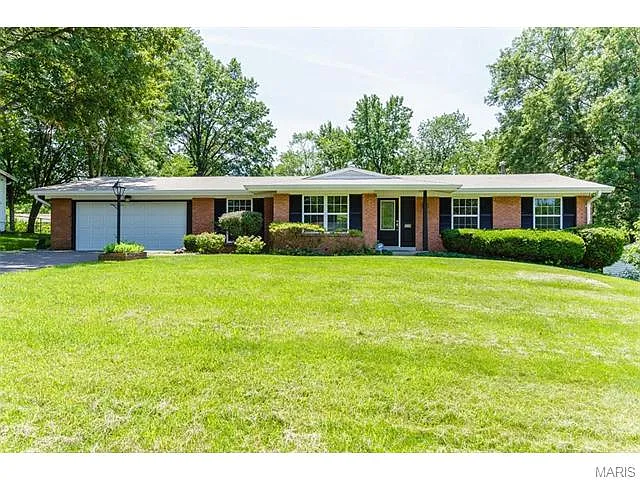 12156 Mirror Lake Dr photo 1