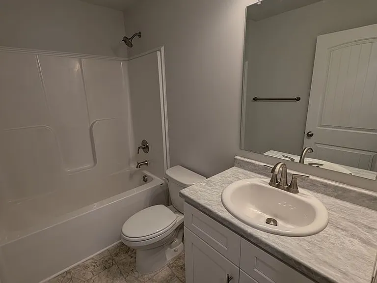 244 Abercorn Dr — Photo 9