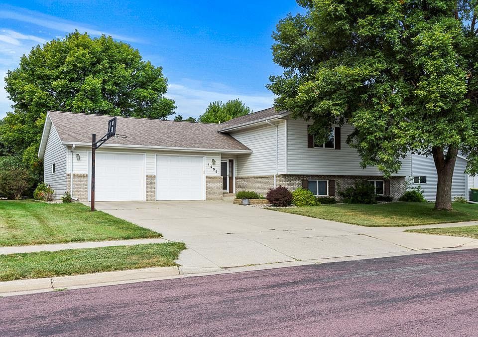 1st image of 1235 Patricia Ct