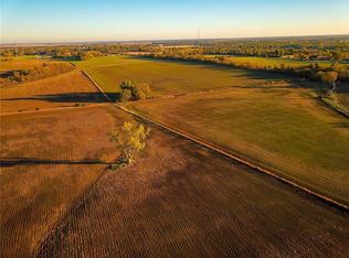 NW 100th Rd, Sheldon, MO 64784