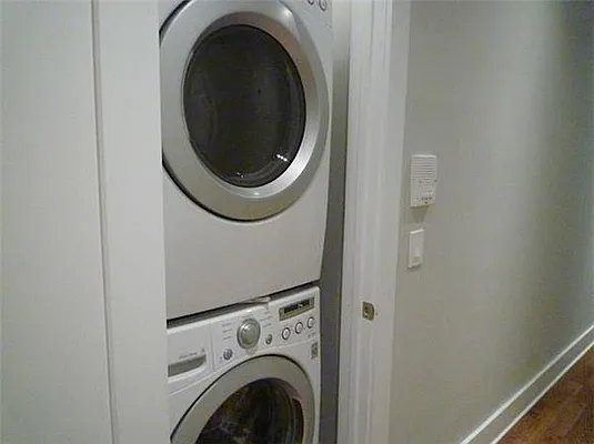 Rented by R New York | media 44