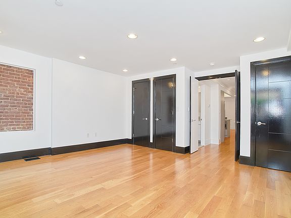 4th image of 260 W 132nd St #Gar
