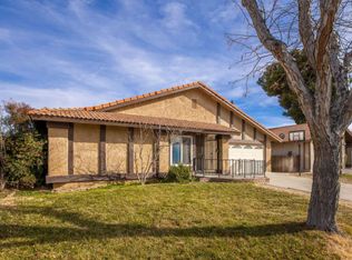 44034 Andale Ave, Lancaster, CA 93535