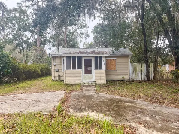 407 NE 19th Dr, Gainesville, FL 32641
