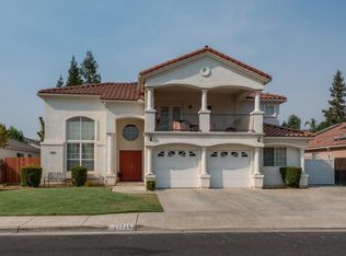 2245 Fairmont Ave, Clovis, CA 93611