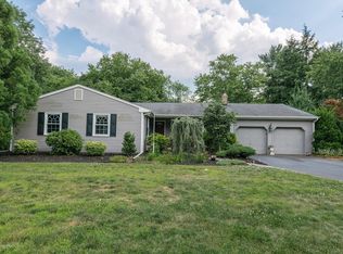 14 Turnberry Dr, Lincroft, NJ