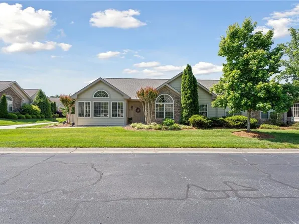 4190 Birch Hammock Dr, Greensboro, NC 27409