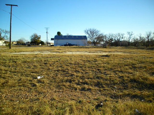 2nd image of 2301 Avenue G