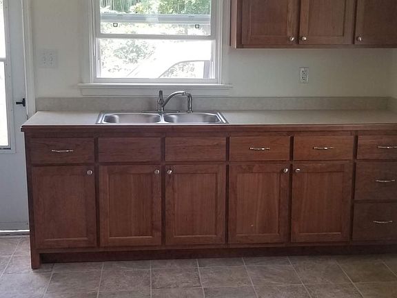 Custom kitchen cabinets