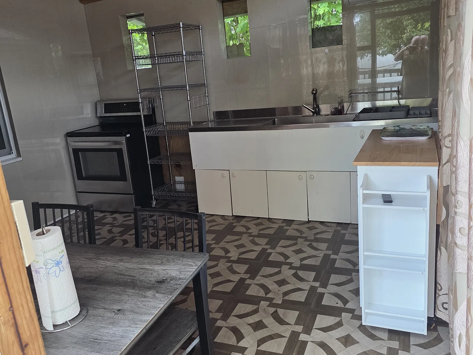 1 bed, 945 sqft, $2,000 — Photo 3