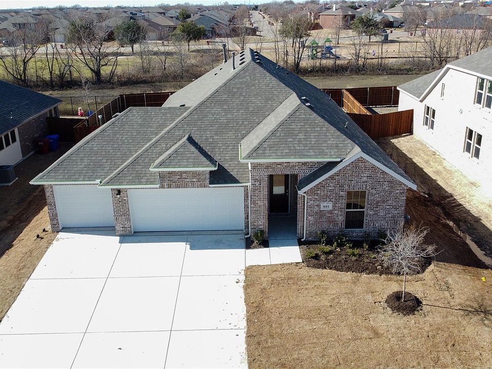 1st image of 801 Newberry Ln