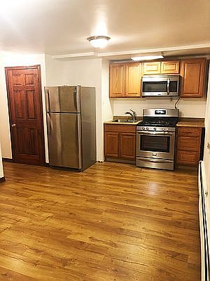 1st image of 639 Warren St #1B