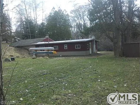 18663 Beaver Rd photo 1