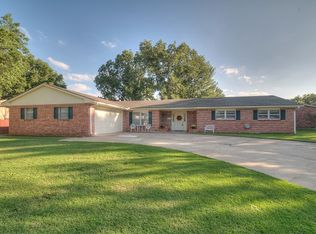 1014 Grandview Rd, Bartlesville, OK 74006