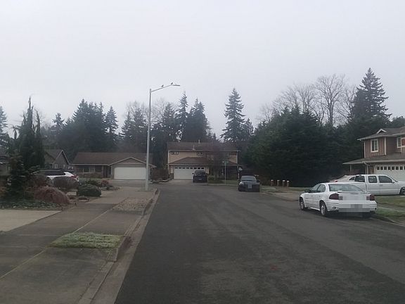 5th image of 5702 123rd Pl NE