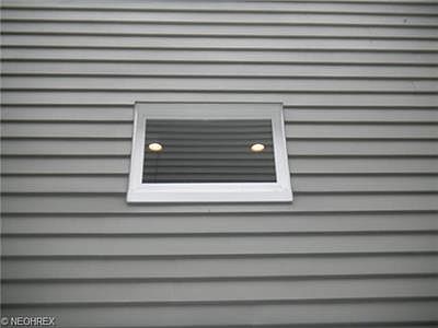3rd image of 1284 W 114th St