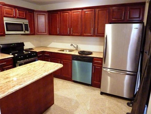 1st image of 112 Underhill Ave