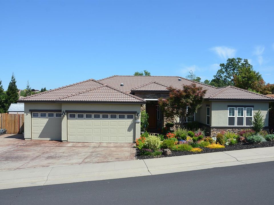 1st image of 2893 Carradale Dr