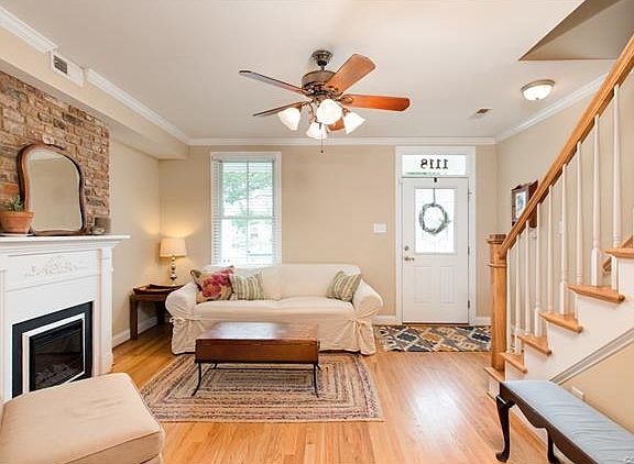 5th image of 1118 W 31st St