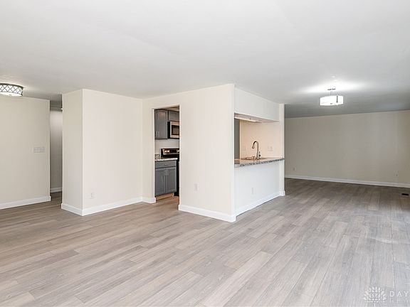 5th image of 5801 Troy Villa Blvd