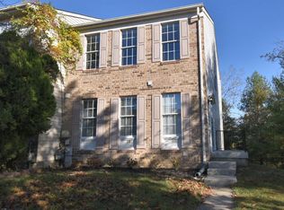 19 Deaven Ct, Baltimore, MD 21209