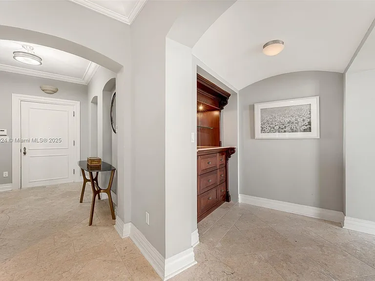 11 E Rivo Alto Dr — Photo 27