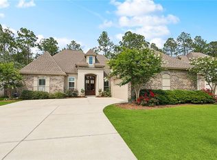 596 Blue Heron Ln, Madisonville, LA 70447