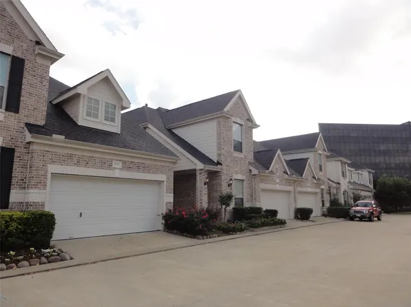 3211 Holly Crossing Dr, Houston, TX 77042