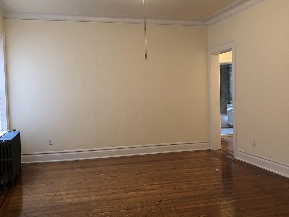 1st image of 40 Lenox Ave APT 204