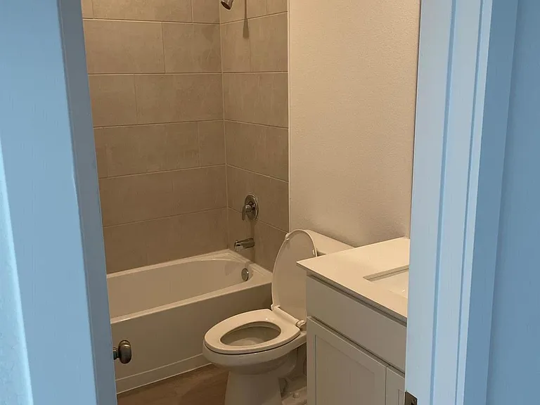 545 Shoreview Dr — Photo 22